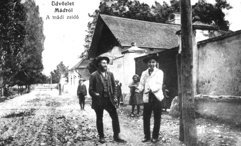 Mádi zsidó - régi képeslap